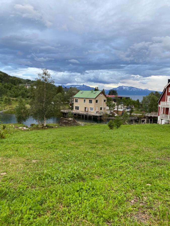 House On The Lake Bogen エクステリア 写真