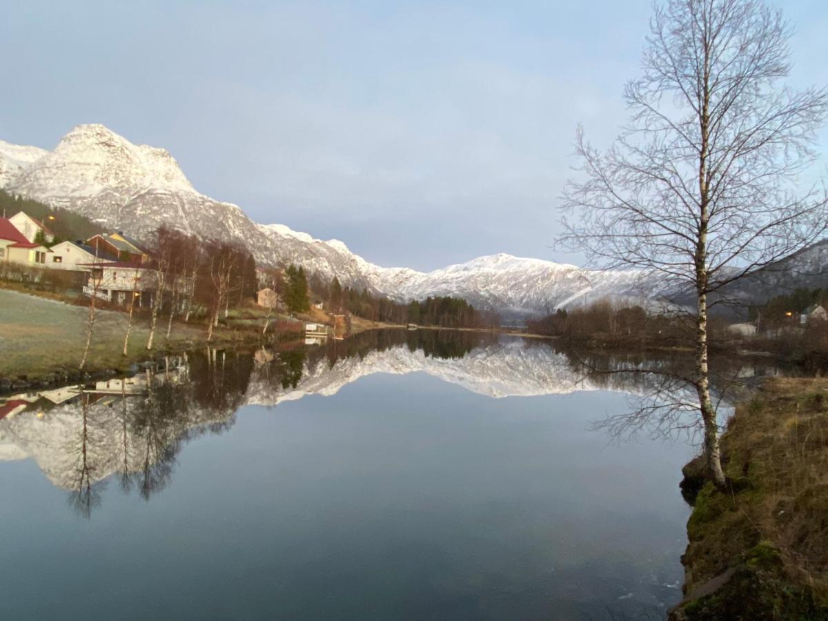 House On The Lake Bogen エクステリア 写真